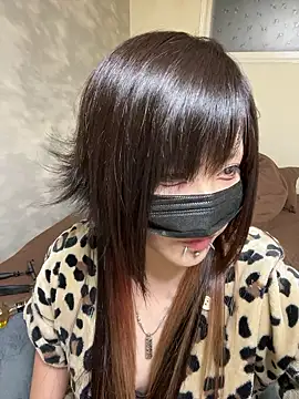 Snapshot of miyabi_room chatting on 05/21/26, 12:02 miyabi room online show from 05/21/26, 12:02