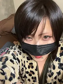 Snapshot of miyabi_room chatting on 07/02/26, 12:33 miyabi room online show from 07/02/26, 12:33