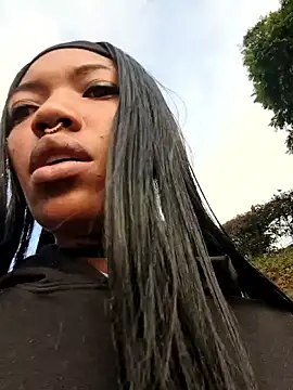 Honey-420- online show from 10/24/25, 11:31