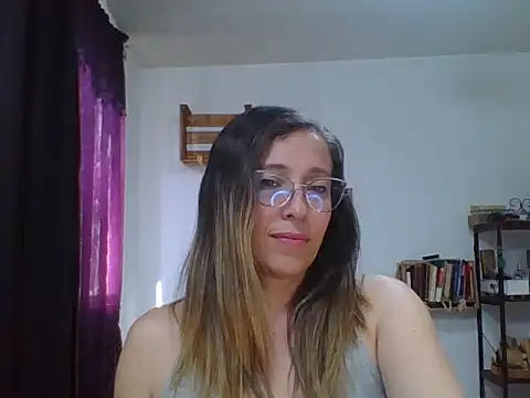 charlott ponce online show from 11/16/25, 06:01