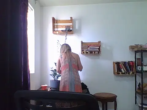 charlott ponce online show from 04/05/26, 07:20