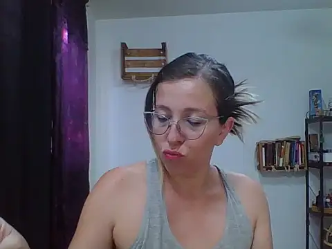 charlott ponce online show from 09/22/25, 10:27