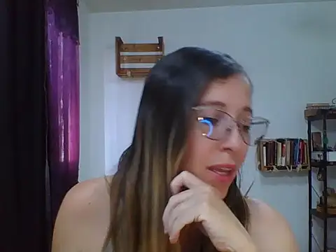 charlott ponce online show from 12/02/25, 05:25