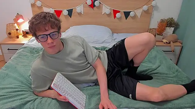 Fandi 777 online show from 11/09/25, 06:06