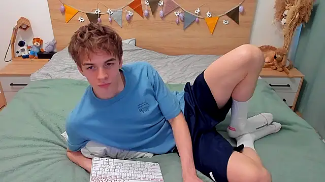 Fandi 777 online show from 03/08/26, 01:03