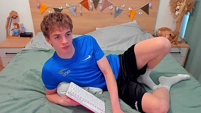 Fandi 777 online show from 02/20/26, 11:01