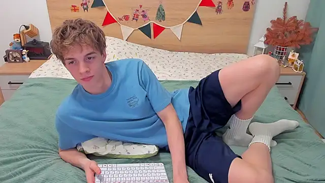 Fandi 777 online show from 01/15/26, 02:42