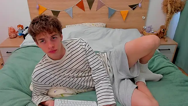 Fandi 777 online show from 04/05/26, 09:38