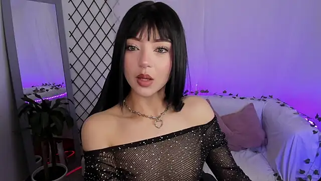  mia collins b  online show from 05/23/26, 10:09