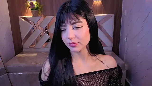  mia collins b  online show from 12/14/25, 01:17