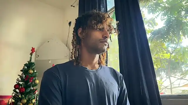 Snapshot of gerson173Hugo chatting on 11/26/25, 10:04 gerson173Hugo online show from 11/26/25, 10:04