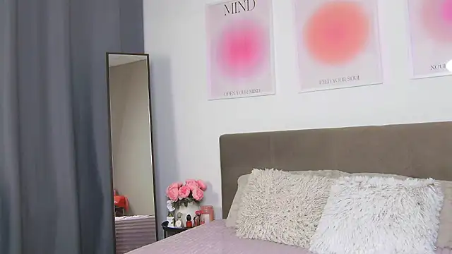 VioletiSwone online show from 01/08/26, 06:08