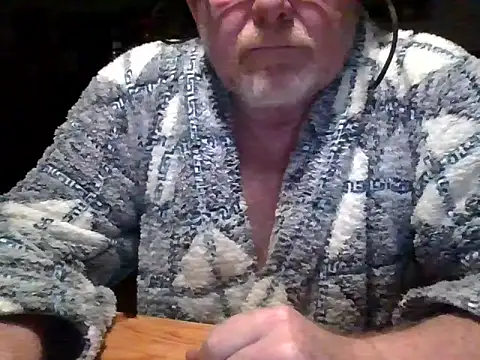 Snapshot of lovelickyou01 chatting on 11/03/25, 10:13 lovelickyou01 online show from 11/03/25, 10:13