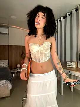 Lianh Benett online show from 09/30/25, 06:19