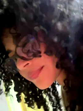 Lianh Benett online show from 10/03/25, 06:15