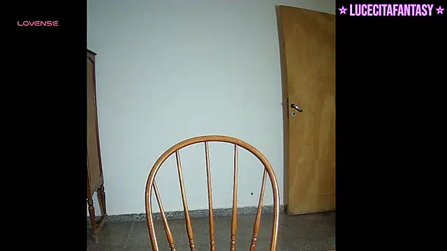 lucecitafantasy2 online show from 04/17/26, 01:41