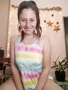 lucecitafantasy2 online show from 12/20/24, 11:05