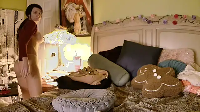 GardenGirl00 online show from 09/09/25, 03:27