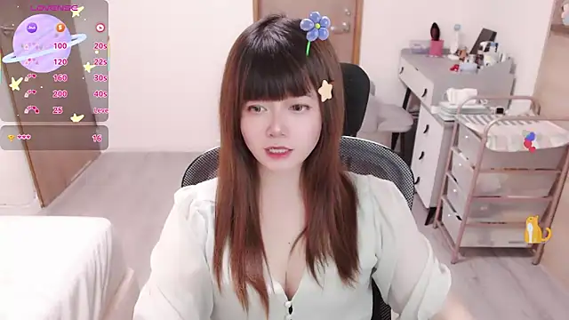 Snapshot of a0513 chatting on 06/19/26, 03:18 a0513 online show from 06/19/26, 03:18