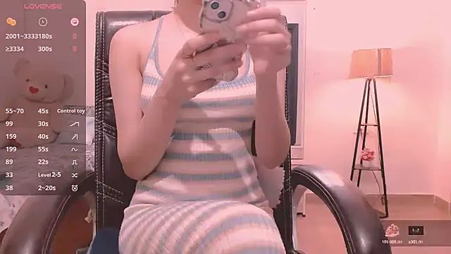 Snapshot of adore_khushbu chatting on 09/14/25, 11:43 adore khushbu online show from 09/14/25, 11:43