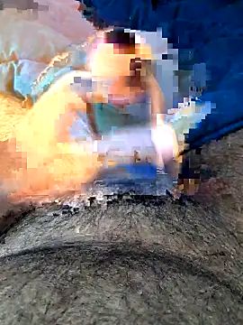 Snapshot of bobyyboyy1 chatting on 10/19/25, 05:32 bobyyboyy1 online show from 10/19/25, 05:32