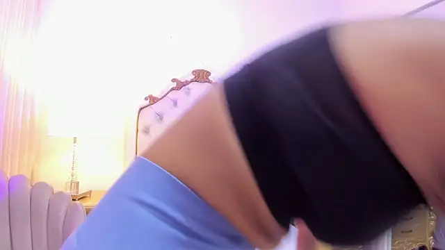 lexa 25  online show from 12/02/25, 12:40