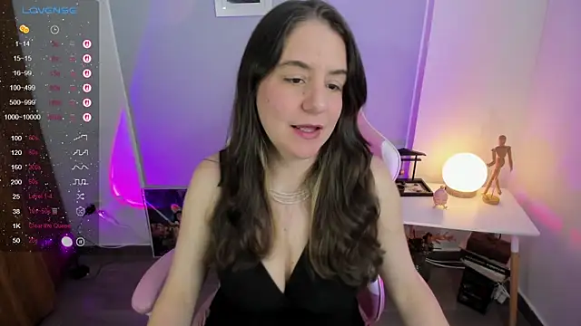 Snapshot of Tamara_m_ chatting on 05/08/26, 06:45 Tamara m online show from 05/08/26, 06:45