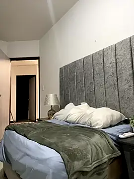 emilyrojas online show from 10/05/25, 12:40