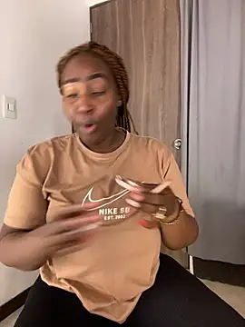 Snapshot of emilyrojas chatting on 06/01/26, 12:16 emilyrojas online show from 06/01/26, 12:16