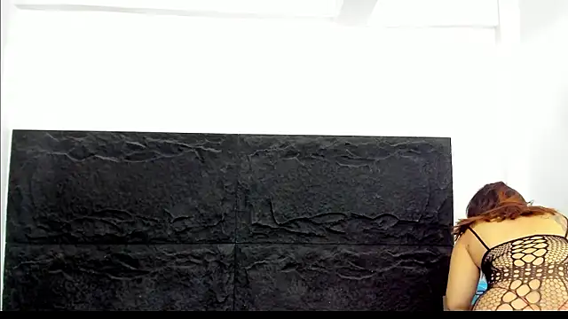 Snapshot of emakross chatting on 02/04/26, 12:05 emakross online show from 02/04/26, 12:05