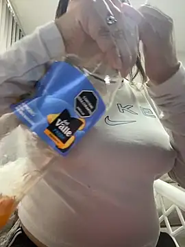 ruby santana777 online show from 10/23/25, 04:16