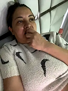 ruby santana777 online show from 11/10/25, 11:04