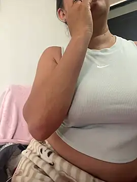 ruby santana777 online show from 07/09/26, 04:06