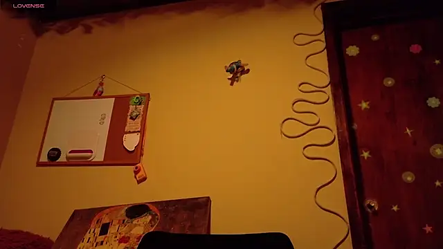 maryberry   online show from 10/18/25, 04:58