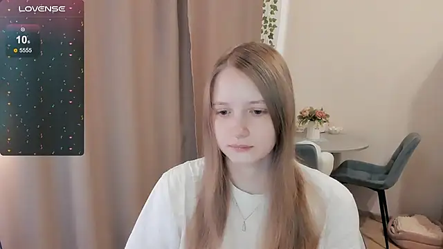 Snapshot of Alyaley chatting on 06/23/26, 12:36 Alyaley online show from 06/23/26, 12:36