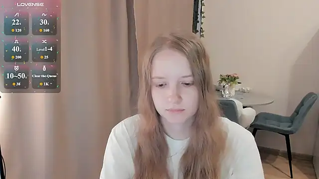 Snapshot of Alyaley chatting on 07/15/26, 07:37 Alyaley online show from 07/15/26, 07:37