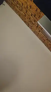 Astoria Moon online show from 11/04/25, 07:39