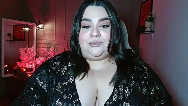 tiffany laurens online show from 12/05/25, 05:28