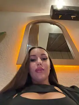 Syka0001 online show from 01/31/25, 01:12