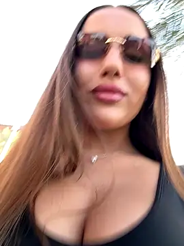 Syka0001 online show from 11/27/25, 12:38