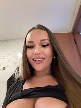 Syka0001 online show from 02/04/25, 08:46