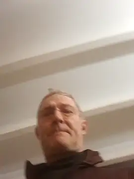 Snapshot of 60philippe chatting on 02/01/25, 10:59 60philippe online show from 02/01/25, 10:59