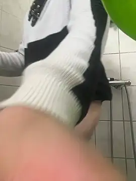 branleurbidu90 online show from 01/12/26, 08:32