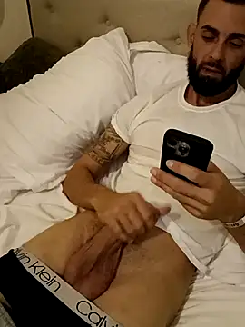 momentum2023 online show from 11/30/25, 04:24