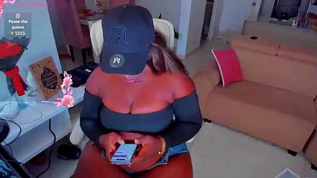 Naomii King online show from 03/06/26, 10:49