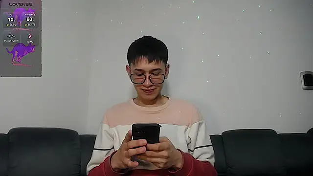 Snapshot of Mr_daren_ chatting on 03/06/25, 05:54 Mr daren online show from 03/06/25, 05:54
