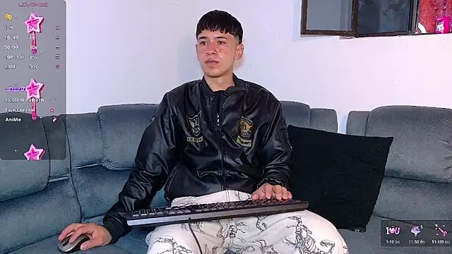 Mr daren  online show from 11/17/25, 07:07