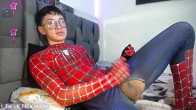 Snapshot of Mr_daren_ chatting on 03/10/25, 11:49 Mr daren online show from 03/10/25, 11:49