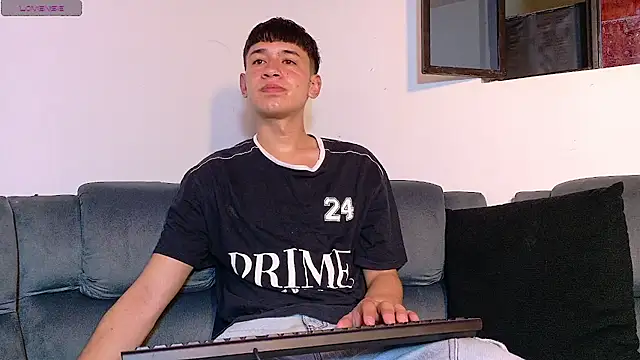 Mr daren  online show from 10/22/25, 06:07