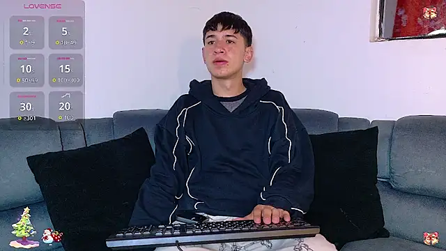 Mr daren  online show from 12/18/25, 07:18